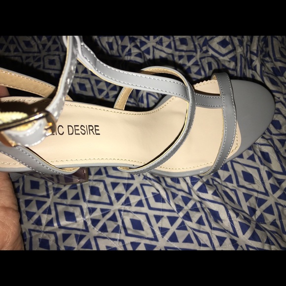 New Gladiator heeled sandal - Picture 4 of 8